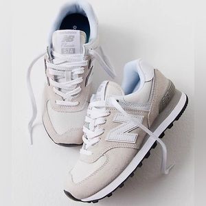 Women’s New Balance 574